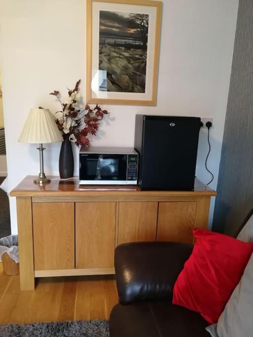 Avalon Studio. Comfy Well Equipped Cosy Studio. 阿维莫尔 外观 照片